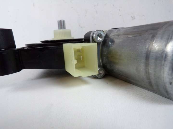 8W0959801 Моторчик стеклоподъемника Audi E-tron 1 поколение (2018-2024) 2018г. | Фото № 8 8W0959801 Моторчик стеклоподъемника Audi E-tron 1 поколение (2018-2024) 2018г. - Фото 8