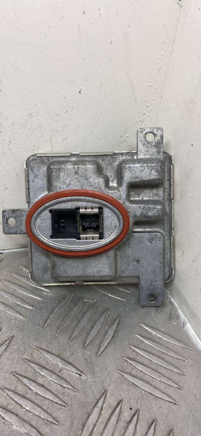 7318327 Блок розжига ксенона  BMW 5 хетчбэк  дв. 2013г. | Фото № 2  7318327 Блок розжига ксенона  BMW 5 хетчбэк  дв. 2013г. - Фото 2