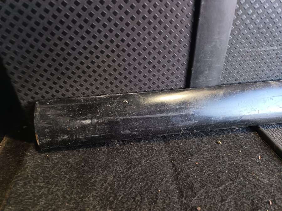 7M0853515F Молдинг (накладка) двери передней левой  Seat Alhambra 1 1997г. | Фото № 2  7M0853515F Молдинг (накладка) двери передней левой  Seat Alhambra 1 1997г. - Фото 2