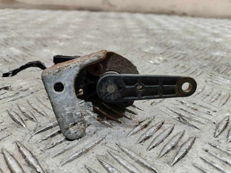 1093698 Датчик положения кузова BMW 5 E39 1999г. | Фото № 4 1093698 Датчик положения кузова BMW 5 E39 1999г. - Фото 4