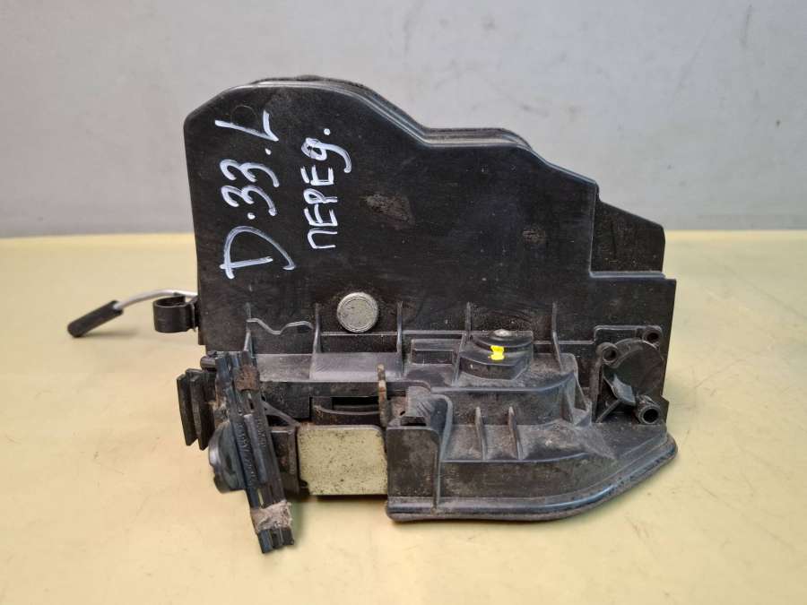 7167073 Замок двери передней левой BMW X5 внедорожник 5 дв. 2008г. | Фото № 4 7167073 Замок двери передней левой BMW X5 внедорожник 5 дв. 2008г. - Фото 4