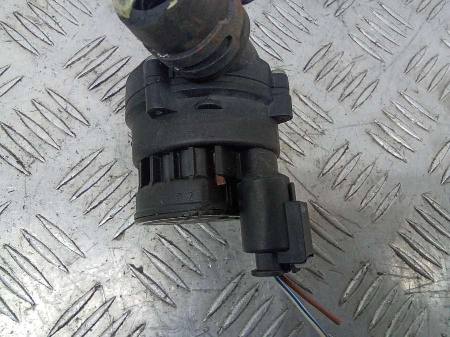 A2118350364 Насос антифриза дополнительный Mercedes-Benz C 2016г. | Фото № 5 A2118350364 Насос антифриза дополнительный Mercedes-Benz C 2016г. - Фото 5