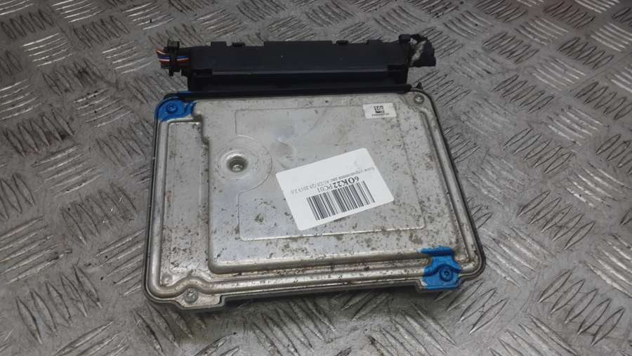 Блок управления двс AUDI Q3 2011г. | Фото № 6 Блок управления двс AUDI Q3 2011г. - Фото 6