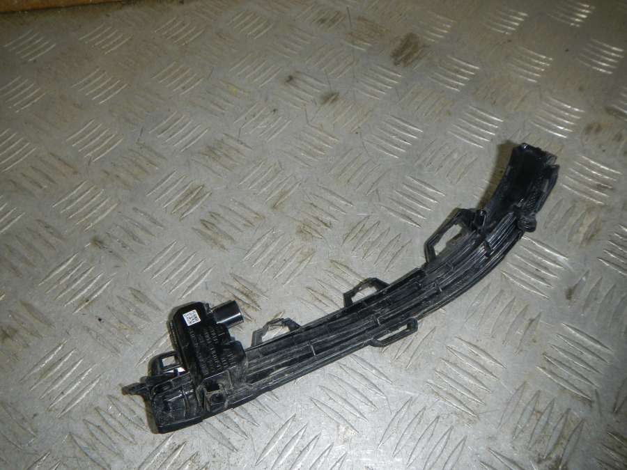 63137441440 Повторитель в зеркало  Bmw X5 0000г. | Фото № 4  63137441440 Повторитель в зеркало  Bmw X5 0000г. - Фото 4