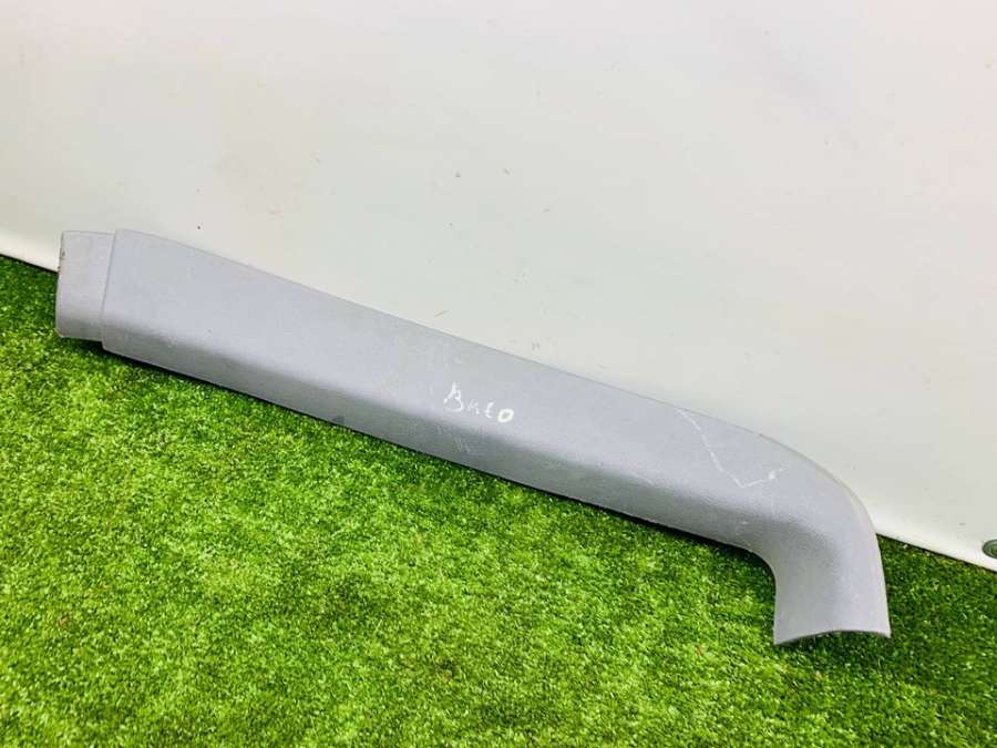 A6387470871  Обшивка крышки багажника правая   Mercedes-Benz V-class W638 2001г. | Фото № 4  A6387470871  Обшивка крышки багажника правая   Mercedes-Benz V-class W638 2001г. - Фото 4