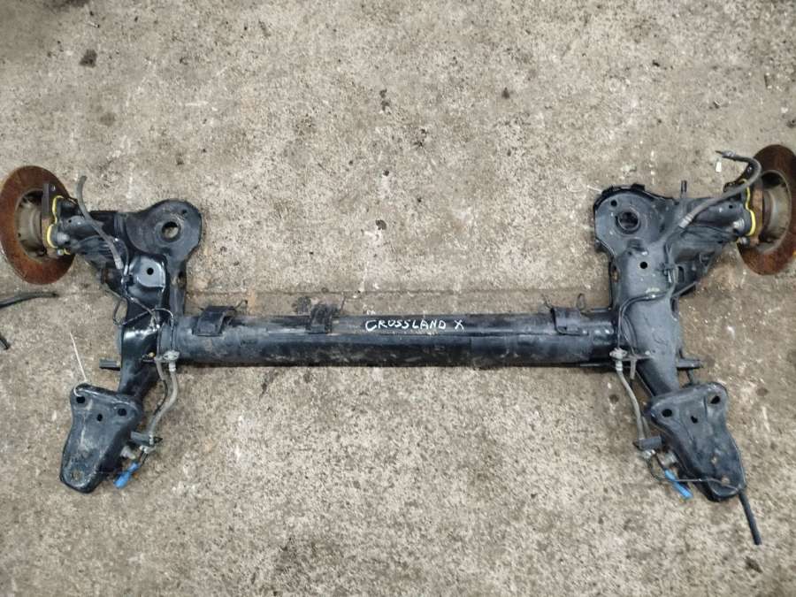 Балка подвески задняя Opel Crossland x 2020г. | Фото № 1 Балка подвески задняя Opel Crossland x 2020г. - Фото 1