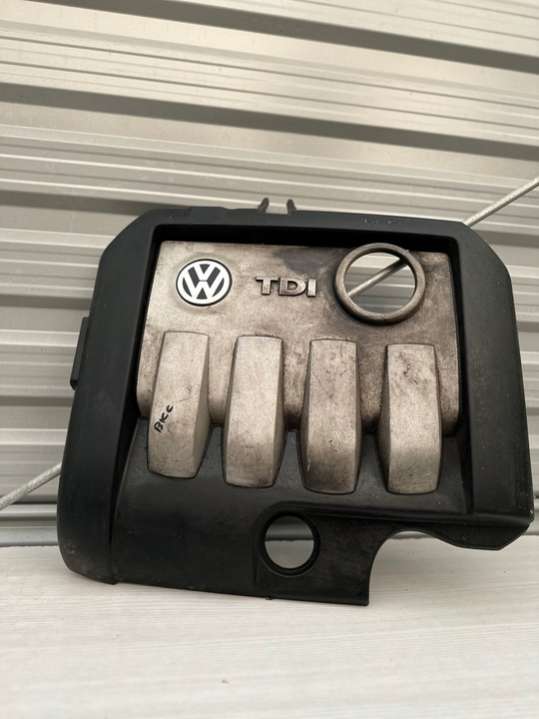 03G103925AA03G103925AN03G103925AJ Декоративная крышка двигателя  Volkswagen Golf 5 поколение (2004-2009) 2004г. | Фото № 1  03G103925AA03G103925AN03G103925AJ Декоративная крышка двигателя  Volkswagen Golf 5 поколение (2004-2009) 2004г. - Фото 1