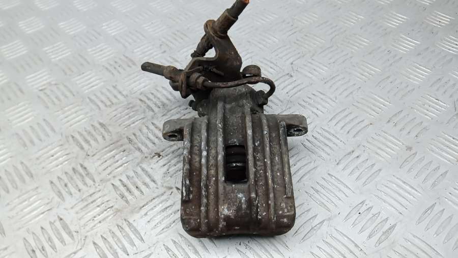 Суппорт тормозной задний правый VOLKSWAGEN GOLF 6 2008г. | Фото № 7 Суппорт тормозной задний правый VOLKSWAGEN GOLF 6 2008г. - Фото 7