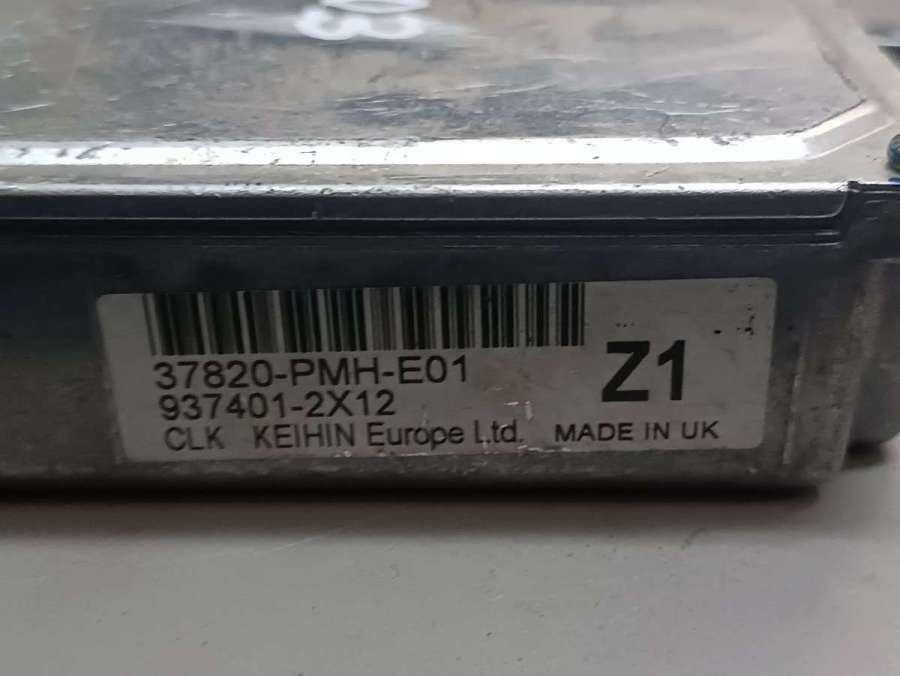 37820PMHE01 Блок управления двигателем  Honda Civic 7 2001г. | Фото № 2  37820PMHE01 Блок управления двигателем  Honda Civic 7 2001г. - Фото 2