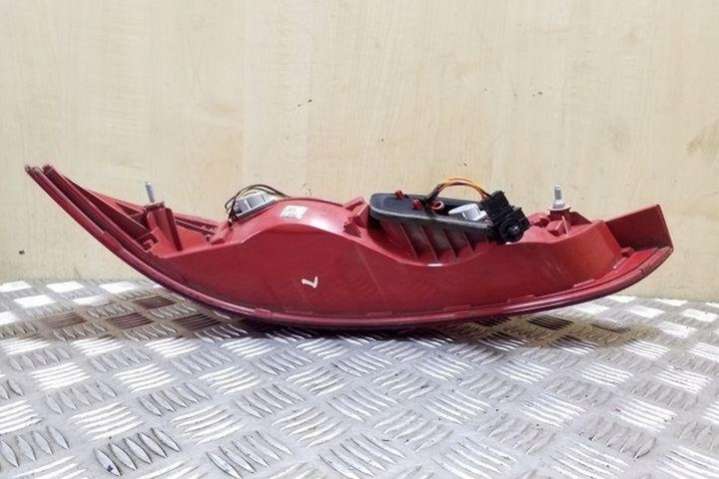 8R0945093 Фонарь задний левый  Audi Q5 8R (2008-2012) 2008г. | Фото № 9  8R0945093 Фонарь задний левый  Audi Q5 8R (2008-2012) 2008г. - Фото 9