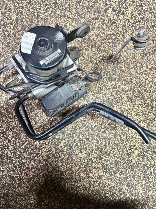 8M512C405AA Блок ABS  Ford C-Max 1 поколение (2003-2007) 2003г. | Фото № 3  8M512C405AA Блок ABS  Ford C-Max 1 поколение (2003-2007) 2003г. - Фото 3