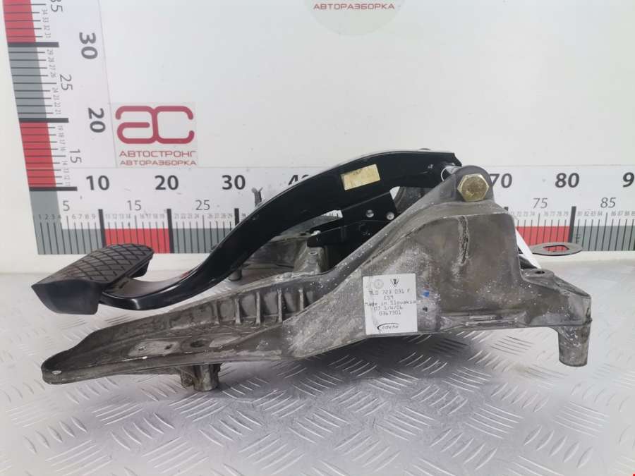 7L0723031 Педаль тормоза Volkswagen Touareg 1 (2002-2010) Внедорожник 5дв. 2006г. | Фото № 2 7L0723031 Педаль тормоза Volkswagen Touareg 1 (2002-2010) Внедорожник 5дв. 2006г. - Фото 2