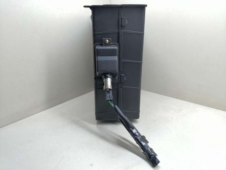 96915CA000K13433 Вещевой отсек  Nissan Murano Z50 внедорожник 5 дв. 2005г. | Фото № 4  96915CA000K13433 Вещевой отсек  Nissan Murano Z50 внедорожник 5 дв. 2005г. - Фото 4