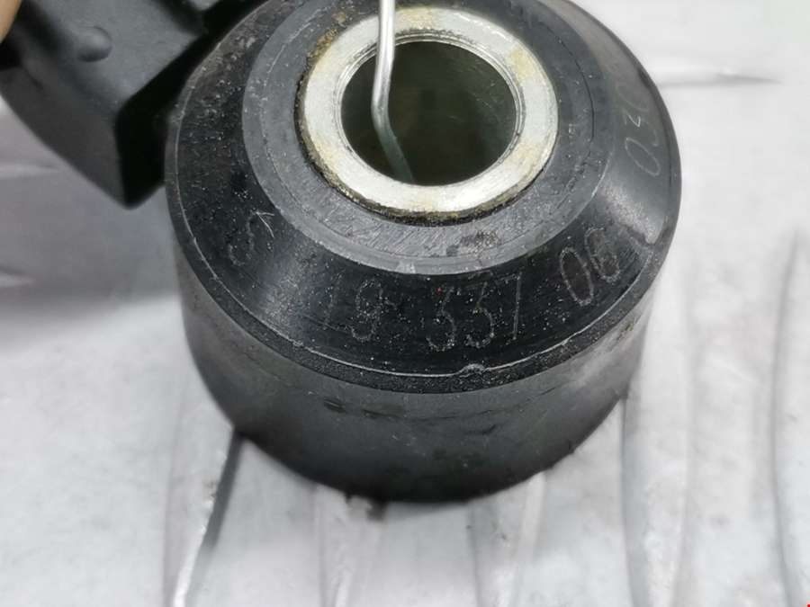 Датчик детонации Nissan Micra K12 (2002-2010) Хетчбэк 3дв. 2003г. | Фото № 3 Датчик детонации Nissan Micra K12 (2002-2010) Хетчбэк 3дв. 2003г. - Фото 3