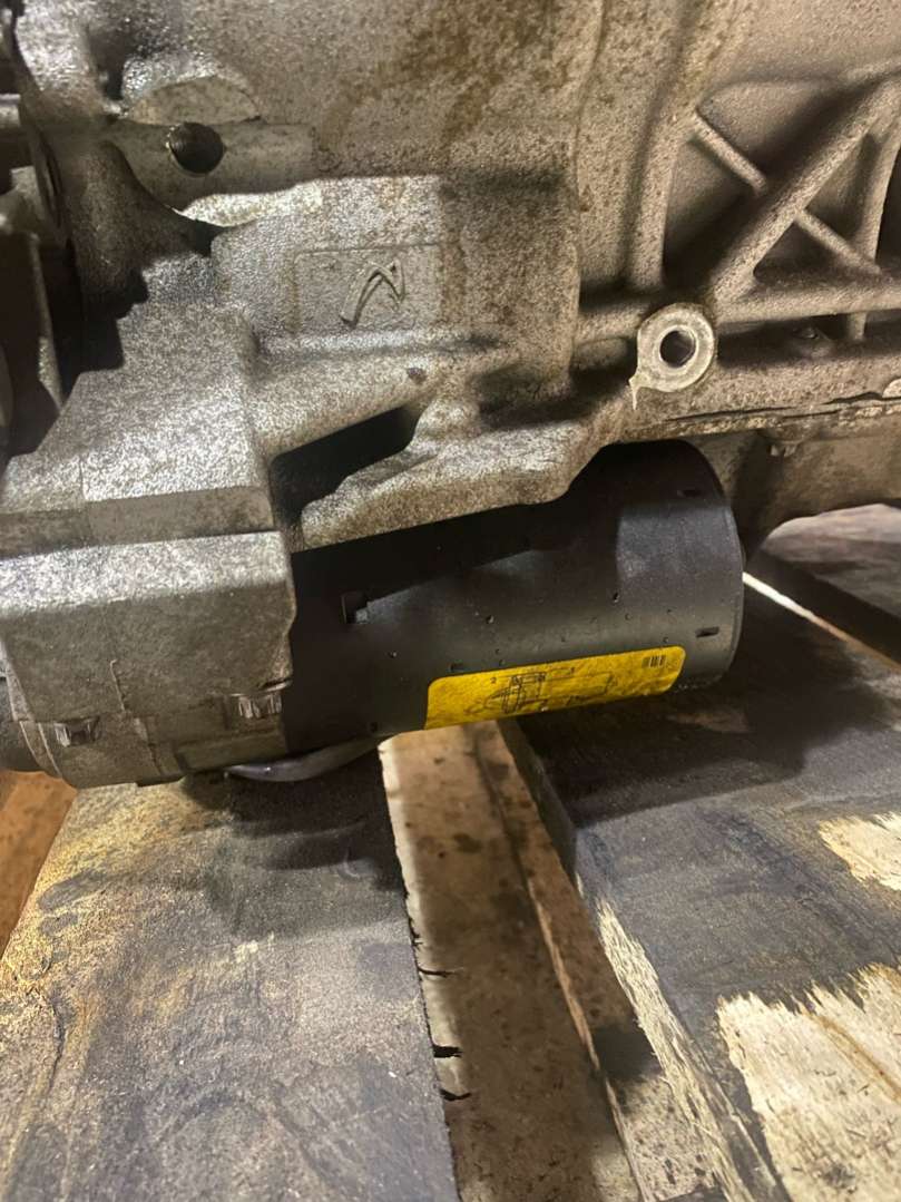 8.5066571241851E+17 Стартер BMW 3 2011г. | Фото № 1 8.5066571241851E+17 Стартер BMW 3 2011г. - Фото 1