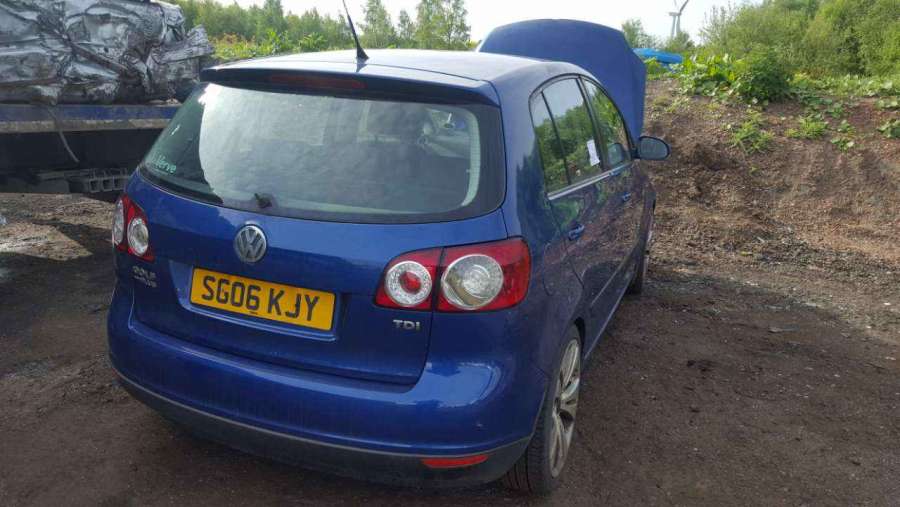 Суппорт передний левый Volkswagen Golf 5 (2003-2008) Хетчбэк 5дв. 2006г. | Фото № 6 Суппорт передний левый Volkswagen Golf 5 (2003-2008) Хетчбэк 5дв. 2006г. - Фото 6