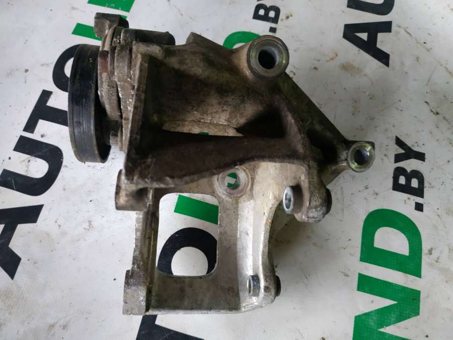 Кронштейн (крепление)  Rover 200 2 1998г. | Фото № 1   Кронштейн (крепление)  Rover 200 2 1998г. - Фото 1