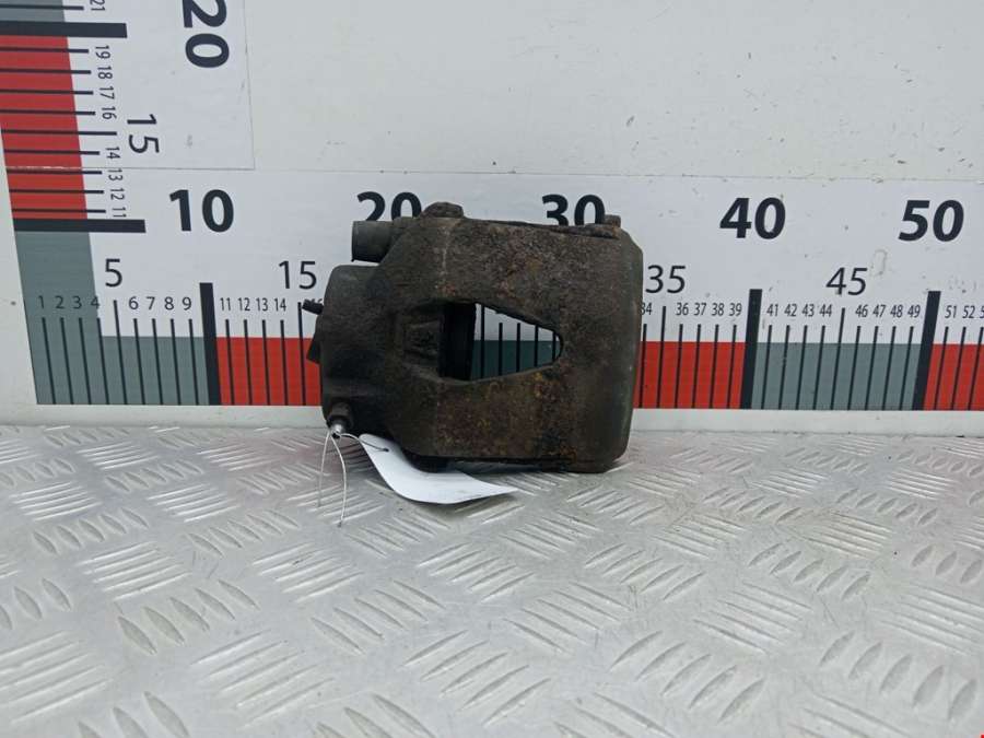 Суппорт передний правый Volkswagen Golf 5 (2003-2008) Хетчбэк 5дв. 2004г. | Фото № 1 Суппорт передний правый Volkswagen Golf 5 (2003-2008) Хетчбэк 5дв. 2004г. - Фото 1