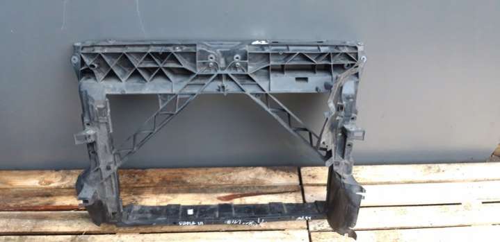 6V0805588 Передняя панель крепления облицовки (телевизор)  Skoda Fabia 3 поколение (2014-2018) 2014г. | Фото № 1  6V0805588 Передняя панель крепления облицовки (телевизор)  Skoda Fabia 3 поколение (2014-2018) 2014г. - Фото 1