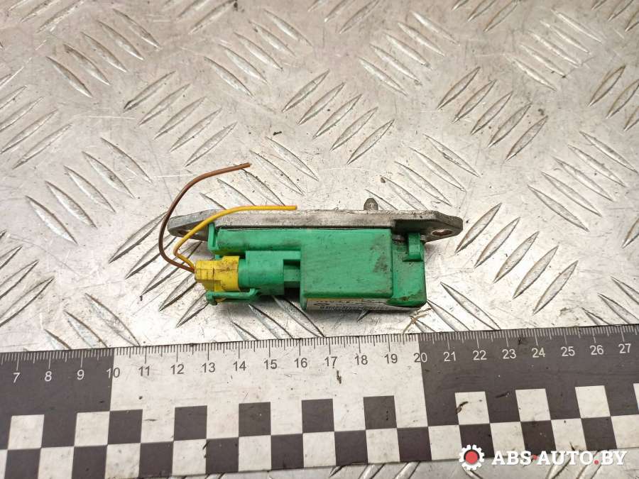 657769007286900728 Датчик удара  BMW 7 E38 1996г. | Фото № 2  657769007286900728 Датчик удара  BMW 7 E38 1996г. - Фото 2