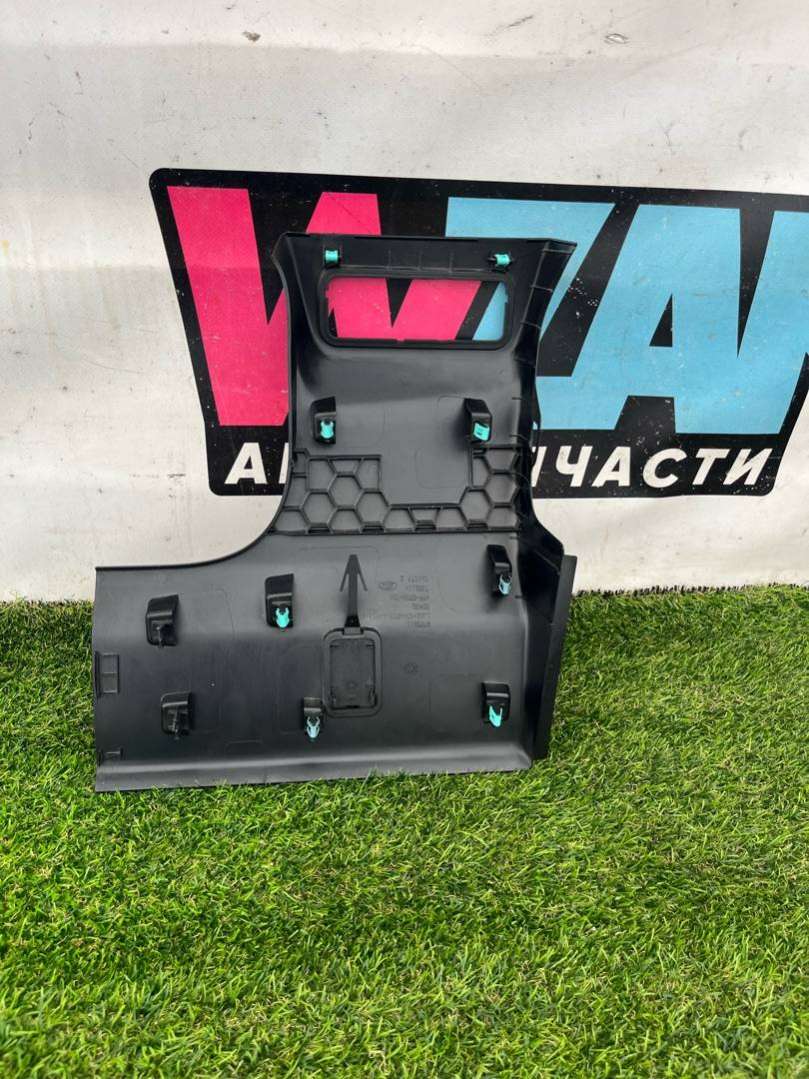 LJ6B-S044F09 Декоративная накладка торпедо левая нижняя Ford Escape 2020г. | Фото № 4 LJ6B-S044F09 Декоративная накладка торпедо левая нижняя Ford Escape 2020г. - Фото 4