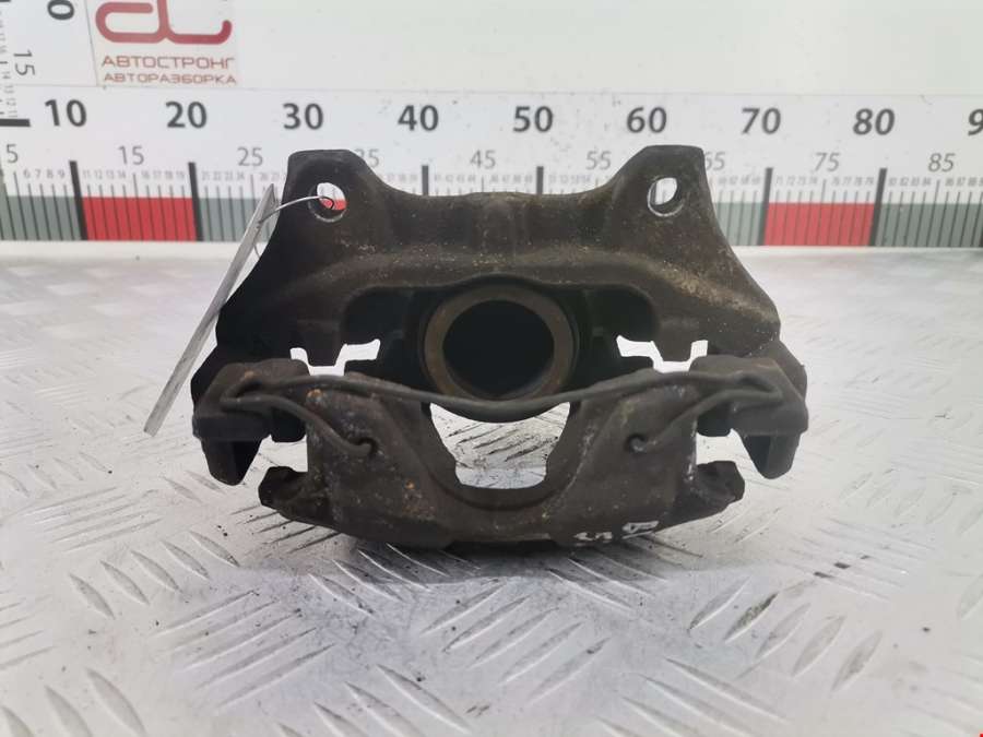 Суппорт передний правый Renault Logan 2 (2013-2023) Универсал 2014г. | Фото № 2 Суппорт передний правый Renault Logan 2 (2013-2023) Универсал 2014г. - Фото 2