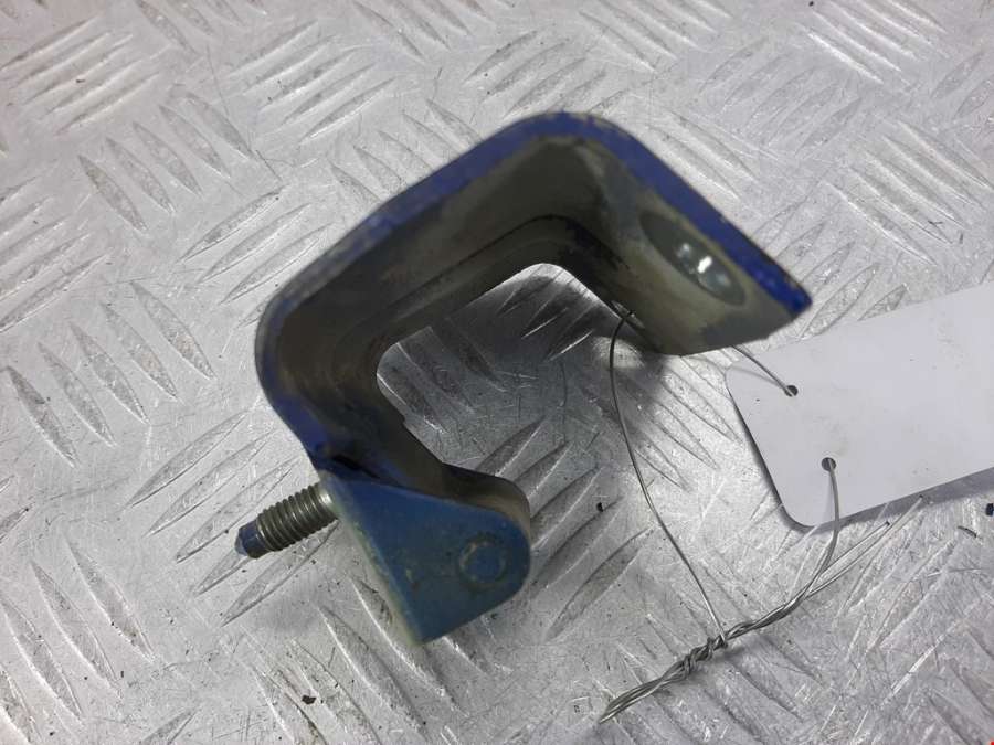 Петля крышки (двери) багажника Peugeot 307 (2001-2008) Хетчбэк 5дв. 2004г. | Фото № 3 Петля крышки (двери) багажника Peugeot 307 (2001-2008) Хетчбэк 5дв. 2004г. - Фото 3