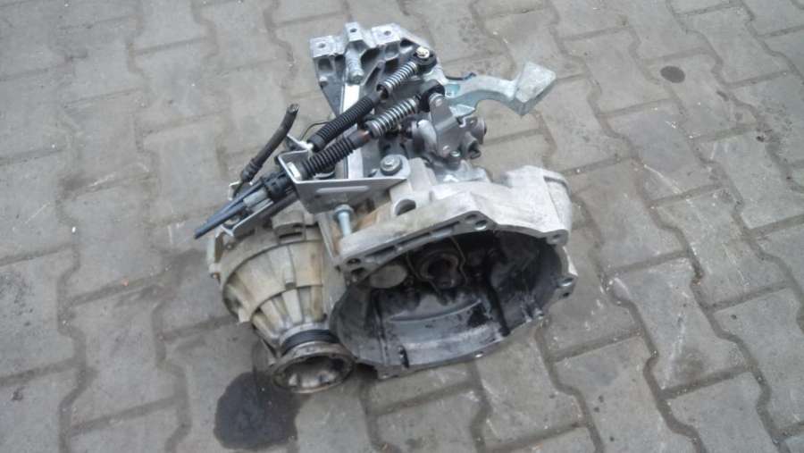 GXV КПП механическая (МКПП) Volkswagen Golf 5 поколение 2004г. | Фото № 1 GXV КПП механическая (МКПП) Volkswagen Golf 5 поколение 2004г. - Фото 1