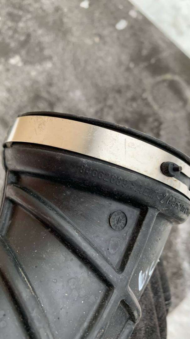 84662689 Патрубок воздушного фильтра  Buick Envision 2 внедорожник 5 дв. 2021г. | Фото № 2  84662689 Патрубок воздушного фильтра  Buick Envision 2 внедорожник 5 дв. 2021г. - Фото 2