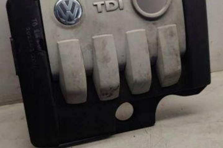 03G103925BJ Декоративная крышка двигателя  Volkswagen Passat B7 (2010-2015) 2010г. | Фото № 3  03G103925BJ Декоративная крышка двигателя  Volkswagen Passat B7 (2010-2015) 2010г. - Фото 3
