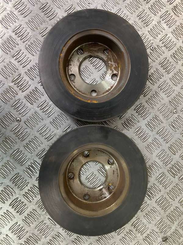 Диск тормозной задний  Audi A6 Allroad C5 2002г. | Фото № 2   Диск тормозной задний  Audi A6 Allroad C5 2002г. - Фото 2