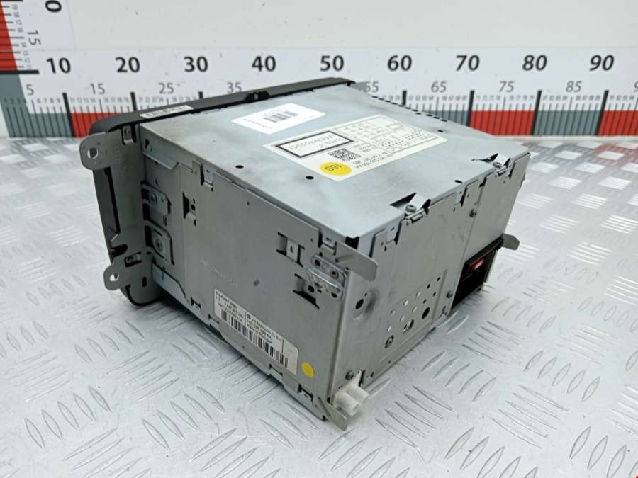 7647201360 Магнитола Volkswagen Passat 6 (2005-2010) Седан 2009г. | Фото № 2 7647201360 Магнитола Volkswagen Passat 6 (2005-2010) Седан 2009г. - Фото 2