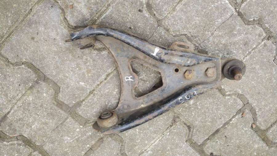 Рычаг передний правый Renault Scenic 1 1999г. | Фото № 1 Рычаг передний правый Renault Scenic 1 1999г. - Фото 1